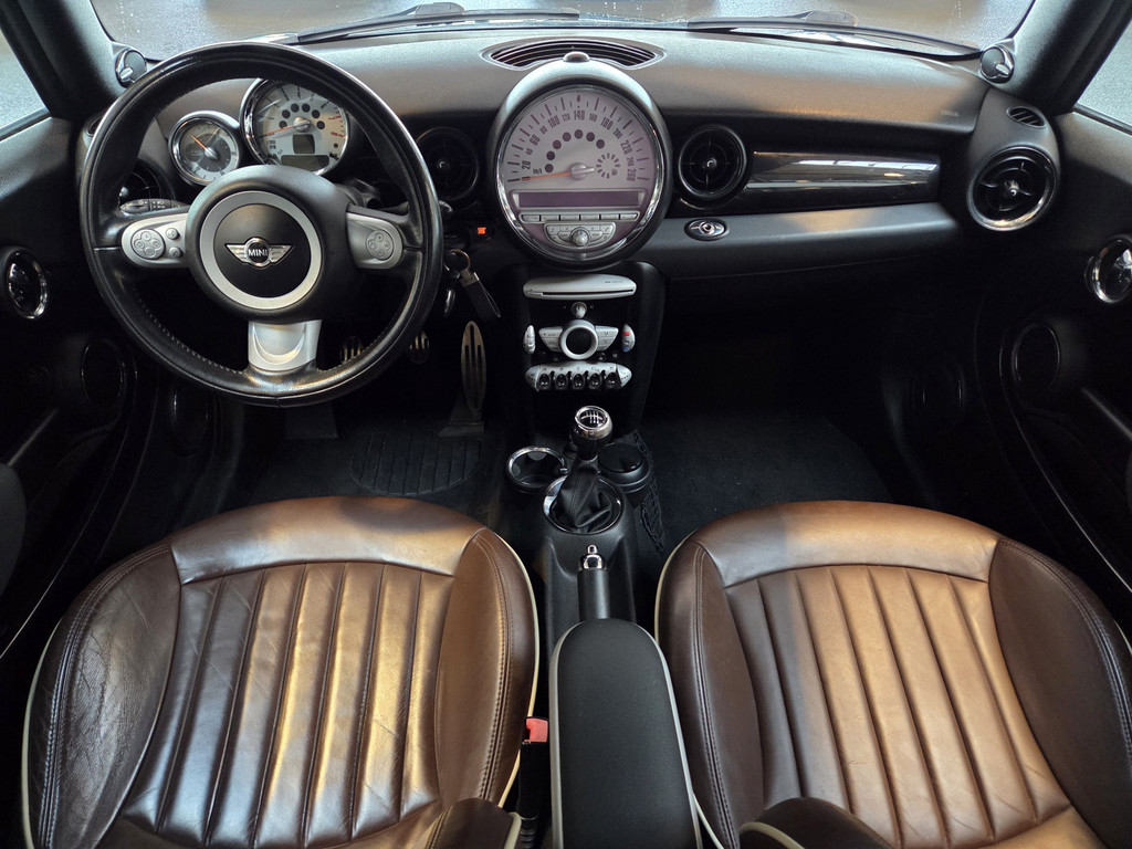39126930-14.jpg