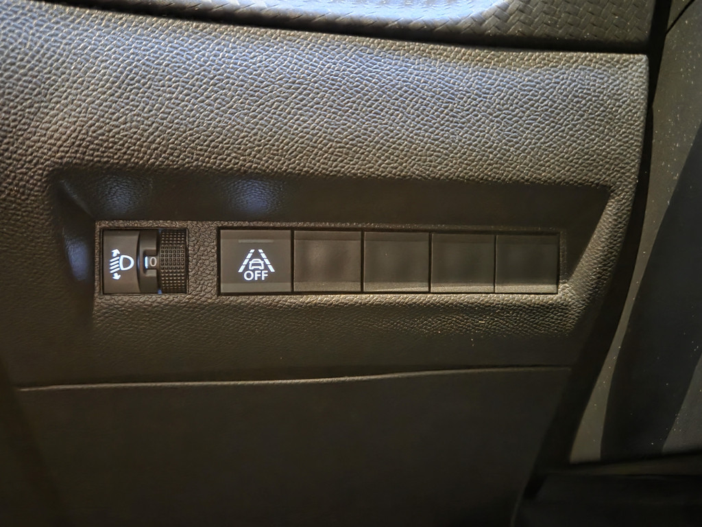 49946084-19.jpg