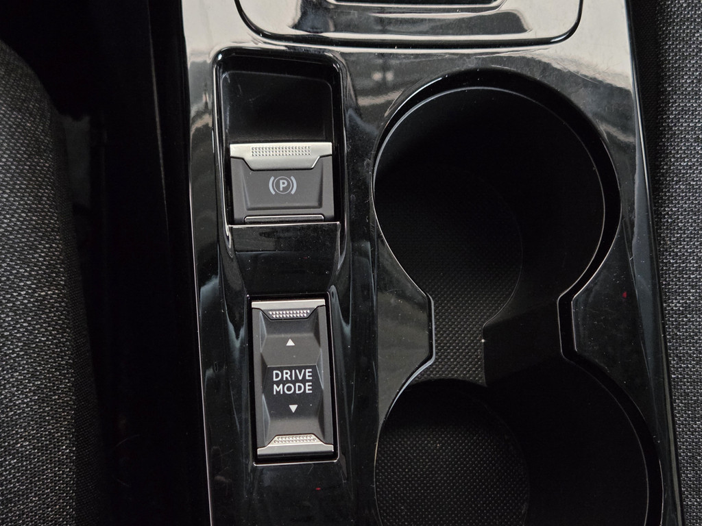 53160784-34.jpg