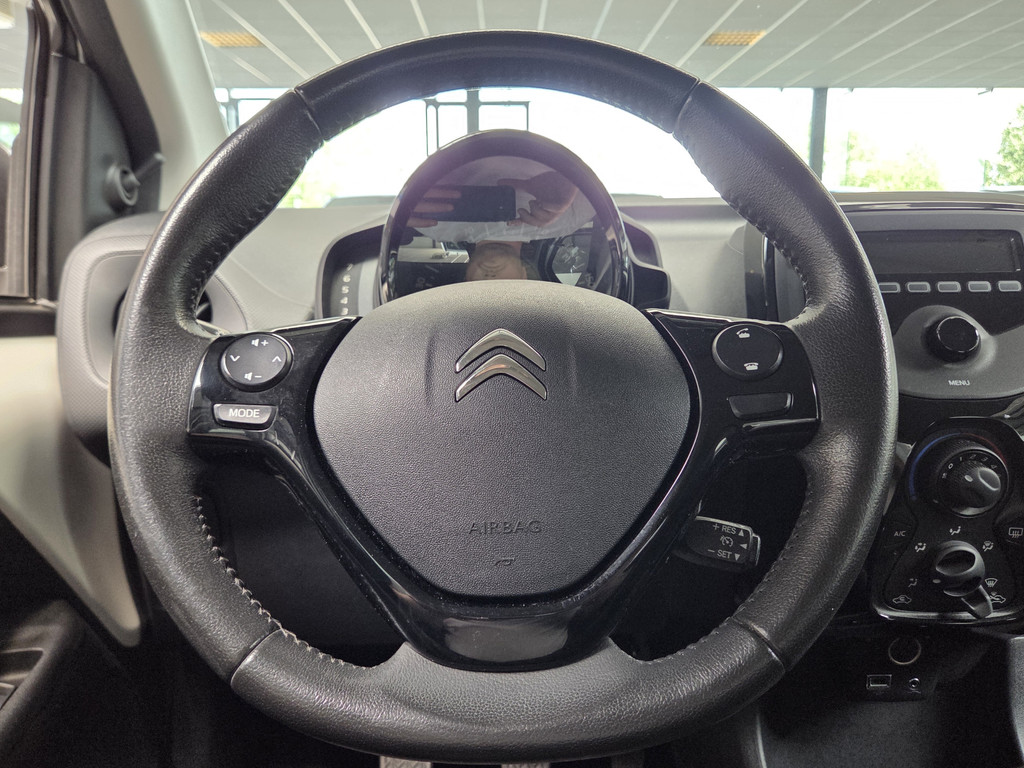 55105882-20.jpg