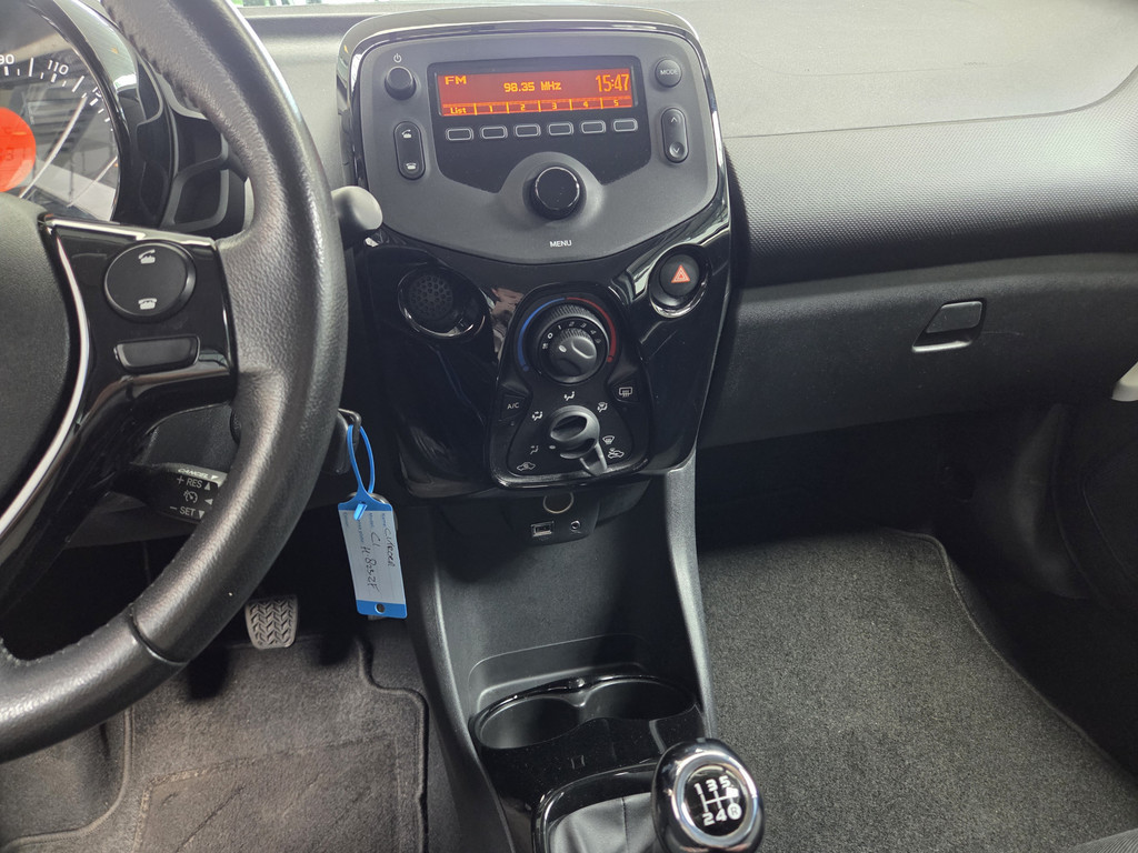 55105882-26.jpg