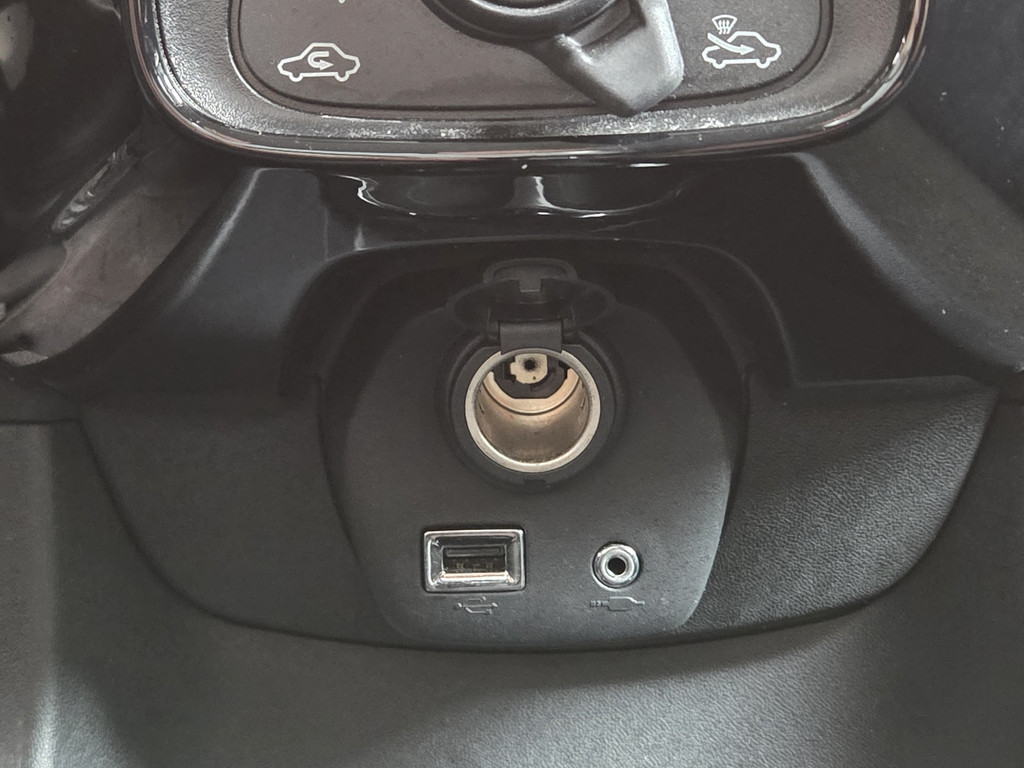 55105882-29.jpg