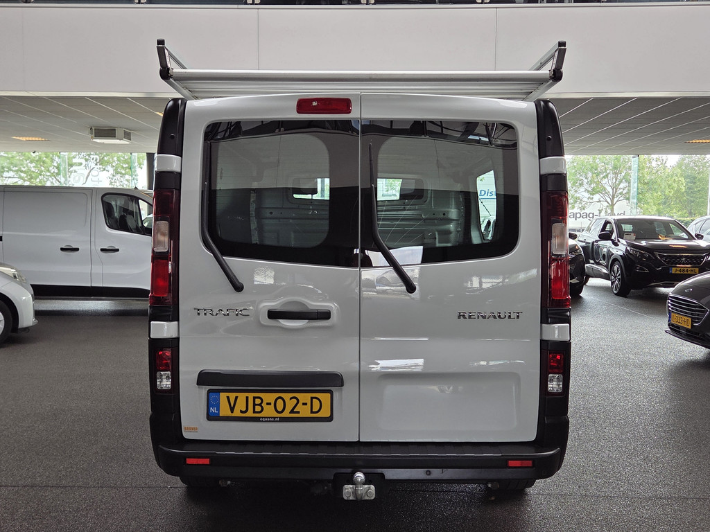 55120214-3.jpg