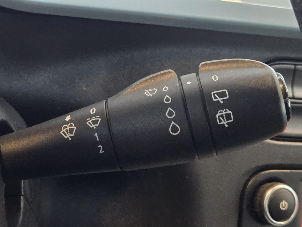 56686604-24.jpg